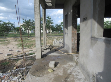 2) Li Id : 175 - House Entrance.JPG